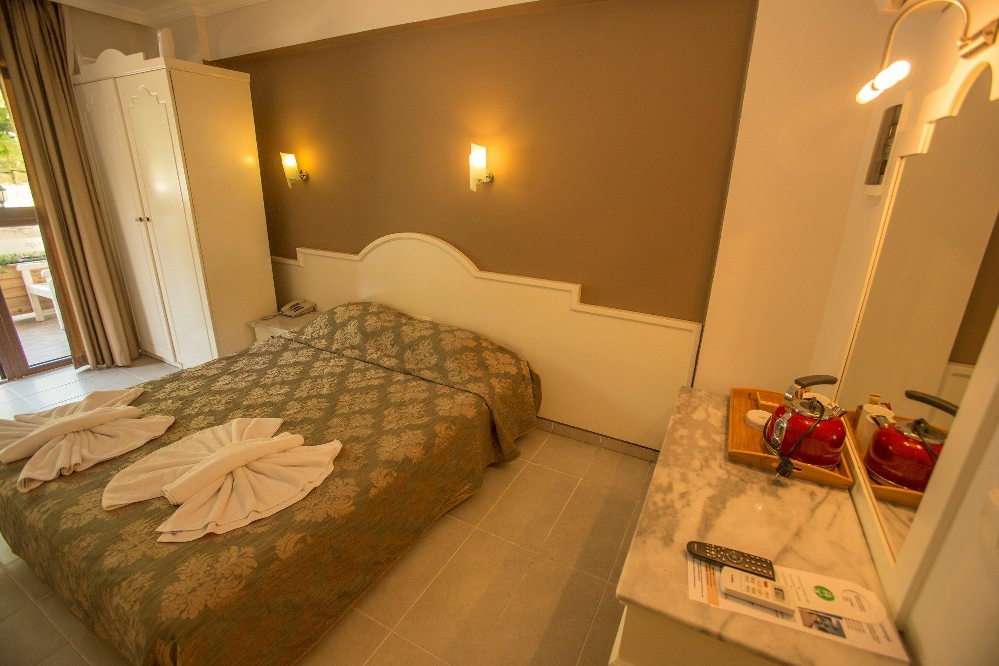 S3 Hotels Orange Ölüdeniz Exterior foto